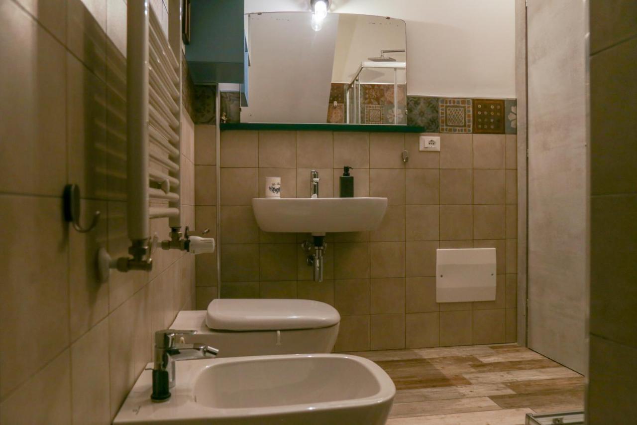 B&B Interno Sg 라킬라 외부 사진