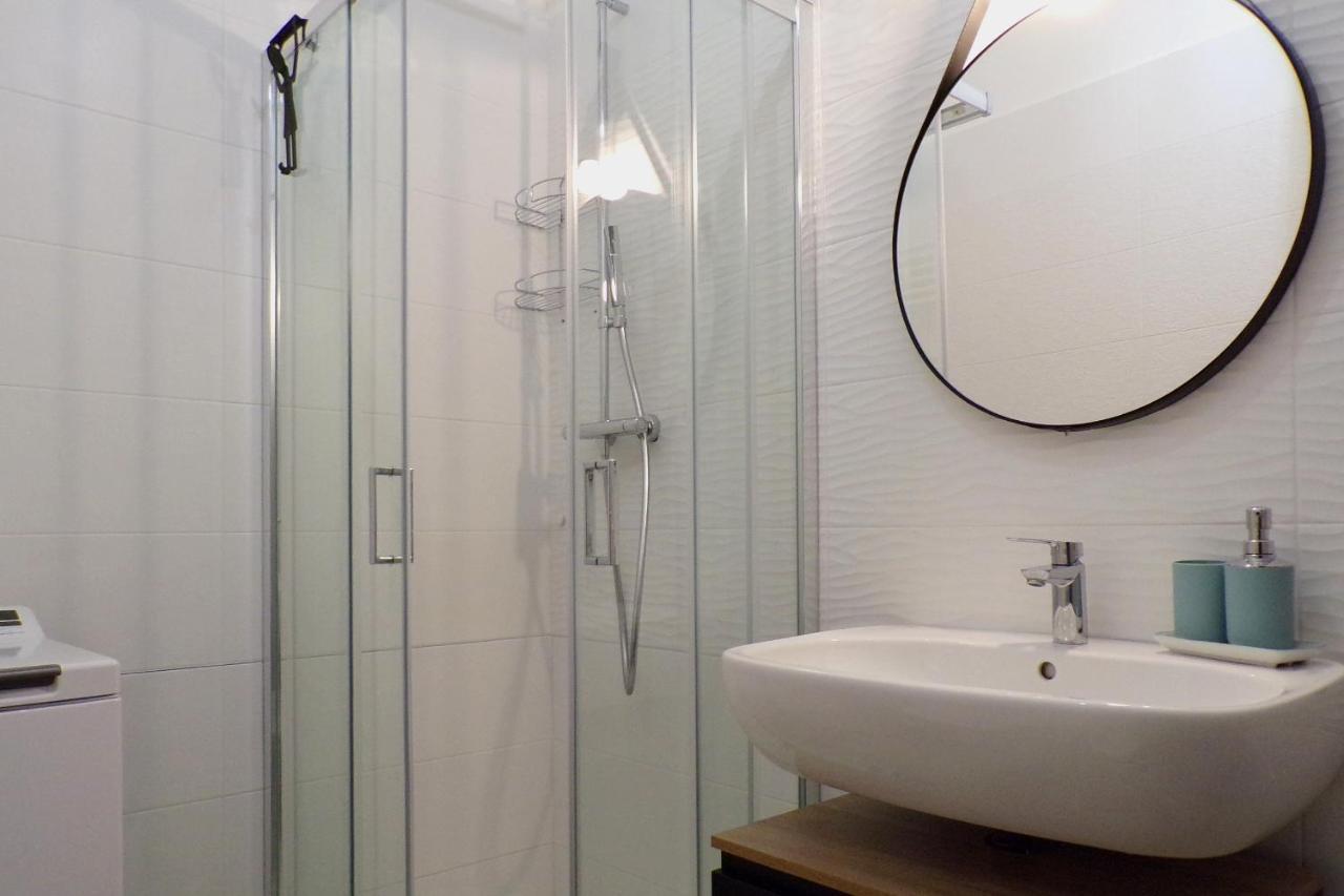 B&B Interno Sg 라킬라 외부 사진