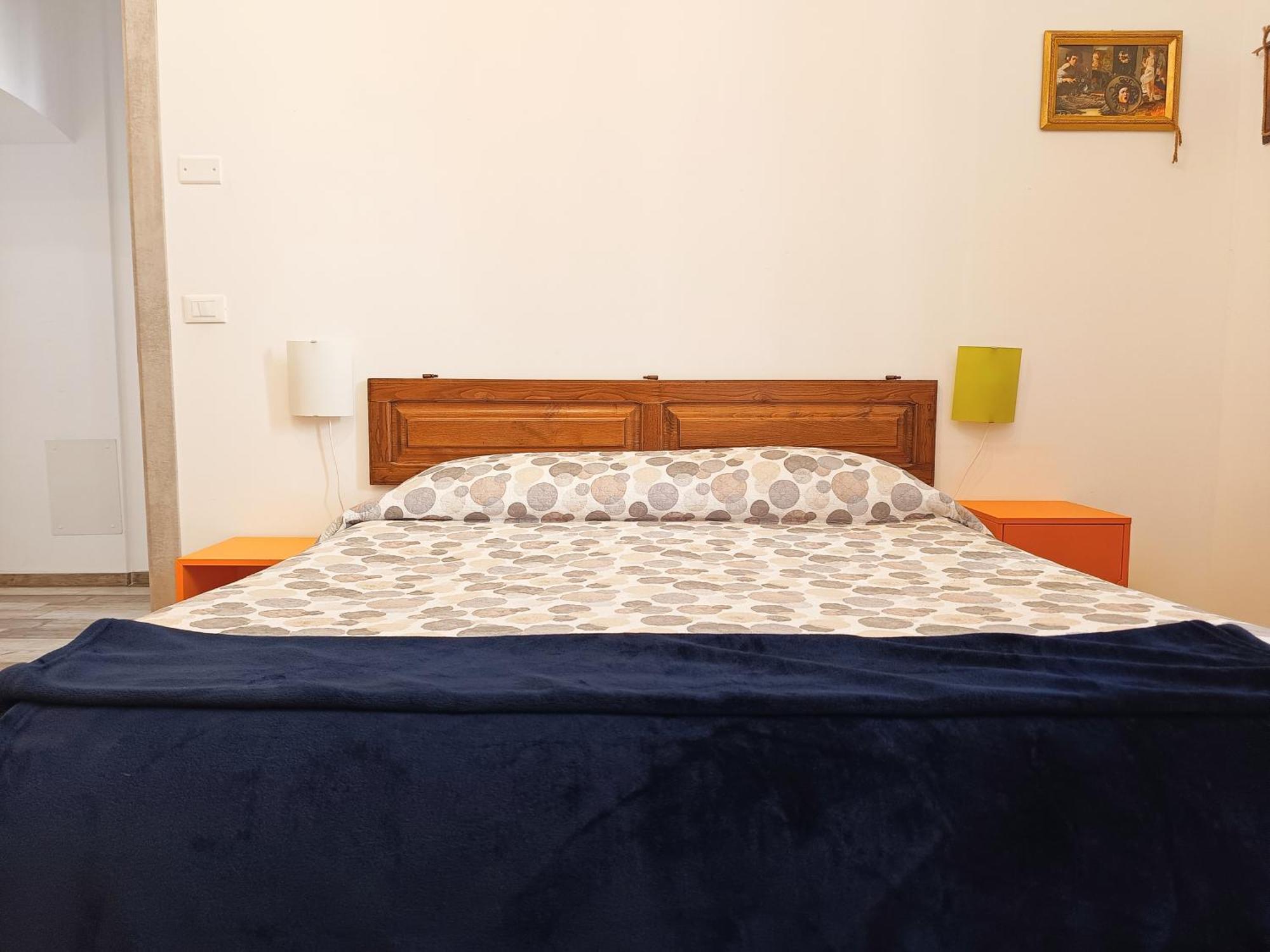 B&B Interno Sg 라킬라 외부 사진